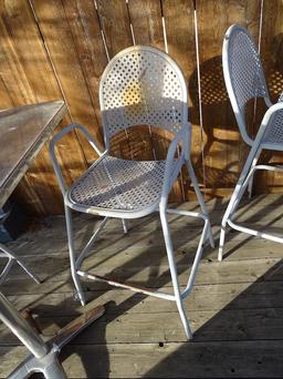 METAL PATIO TABLE W/2 CHAIRS PUB HIGH