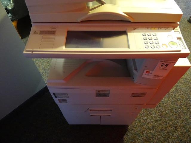 RICOH 3025 COPIER