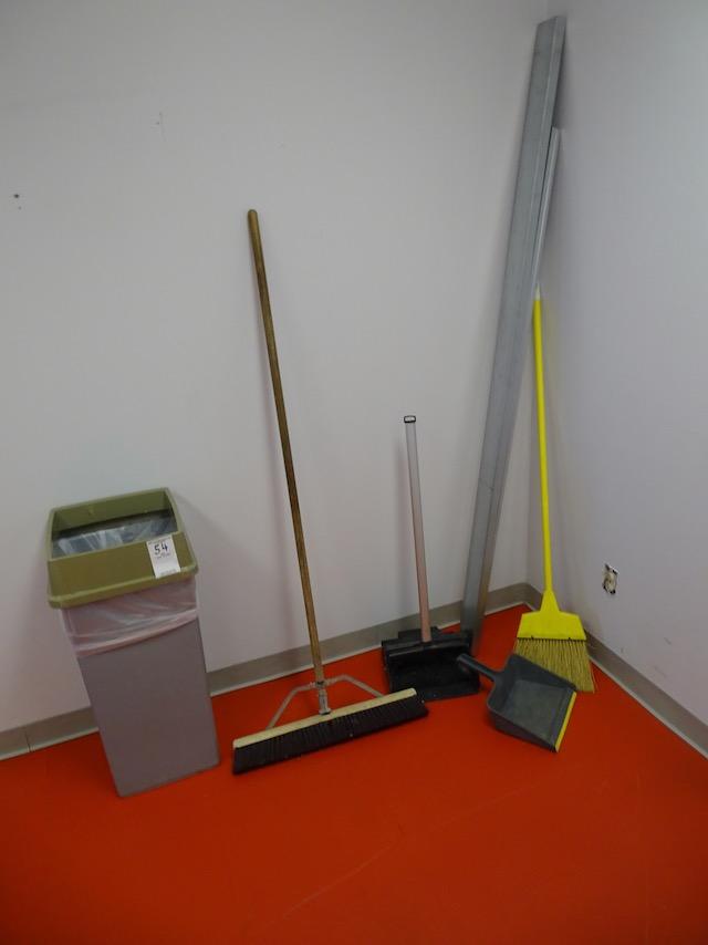 MISC BROOMS, DUSTPANS & BULLETIN BOARD, IN KITCHEN 10TH FLOOR