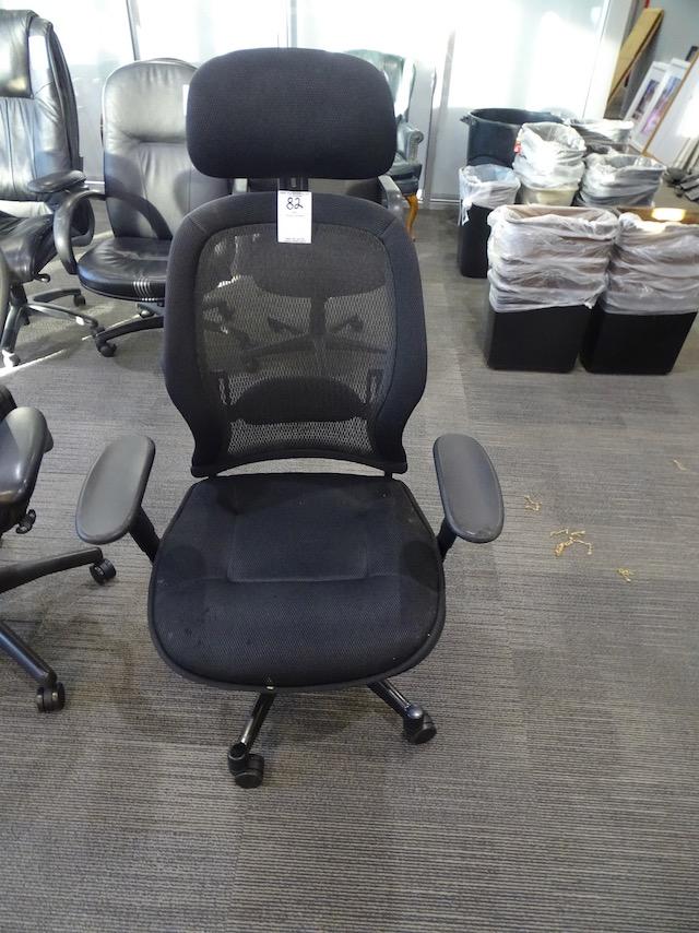 CASTERED EXECUTIVE CHAIRS