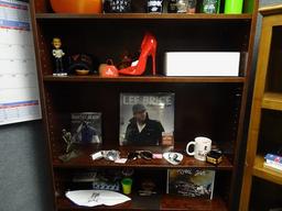 BOOKSHELF & CABINETS IN OFFICE 11C