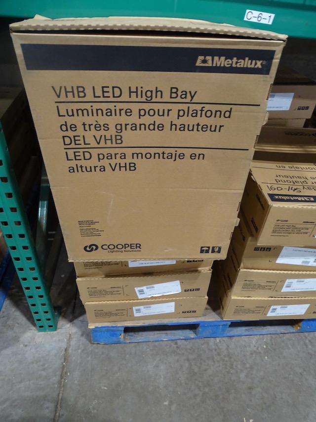 NEW METALUX VHB LED HIGH BAY LIGHTS 120/277 134W (X18)