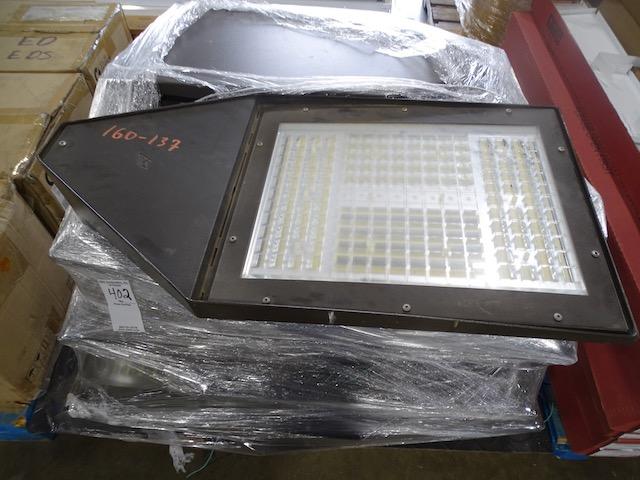 PALLET OF LED OUTDOOR LIGHT HEADS