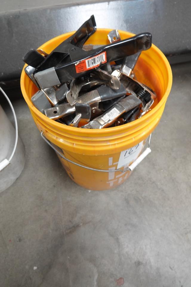 BUCKET, BOX OF CLAMPS