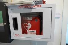 HEART START DEFIBRILLATOR