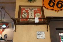 1985 OU CLOCK W/SHELF