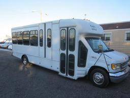 2001 FORD E-450 SHUTTLE