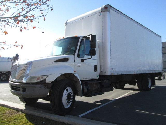 2007 INTL 4300 BOX TRUCK