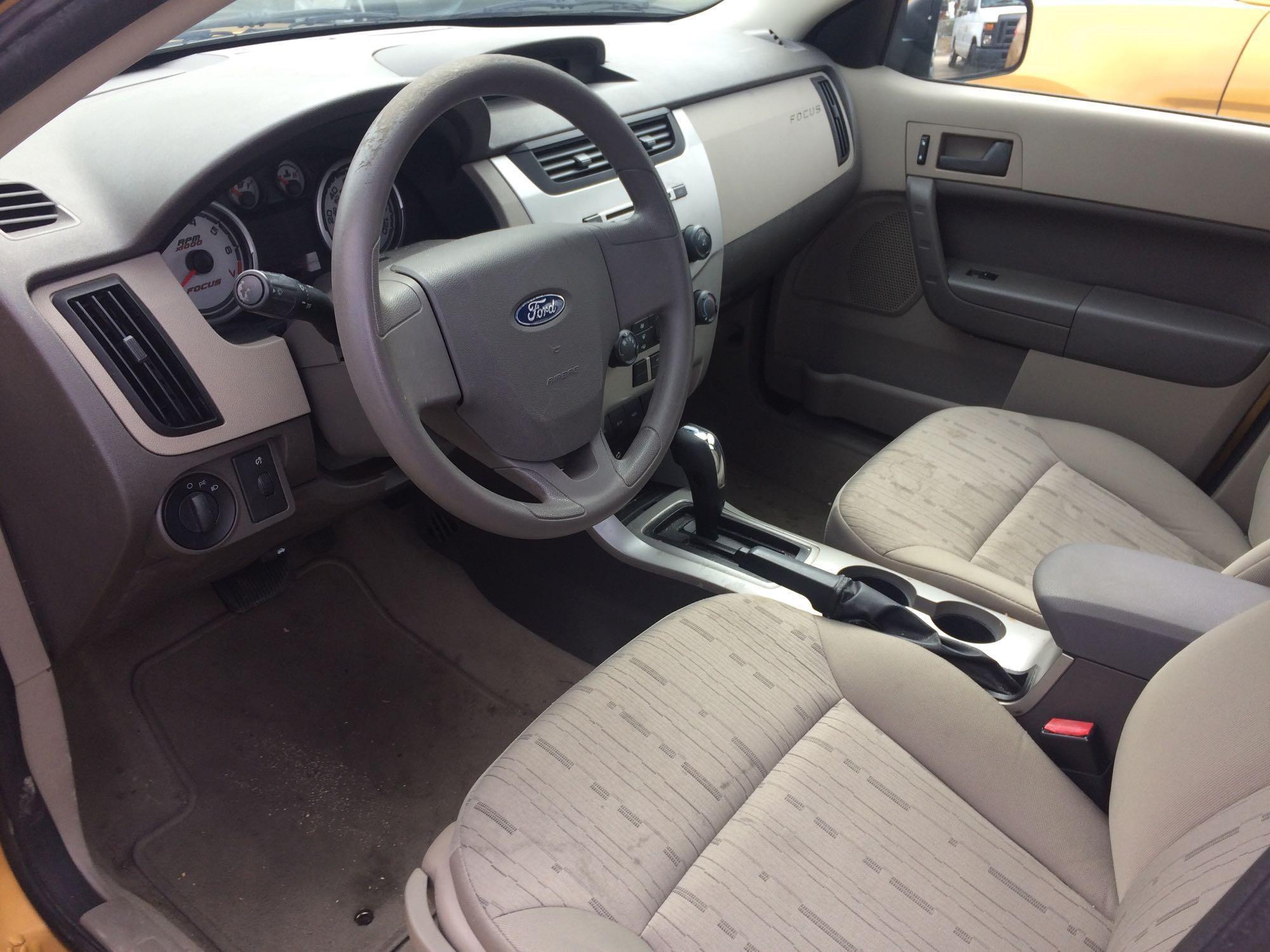 2009 FORD FOCUS SE