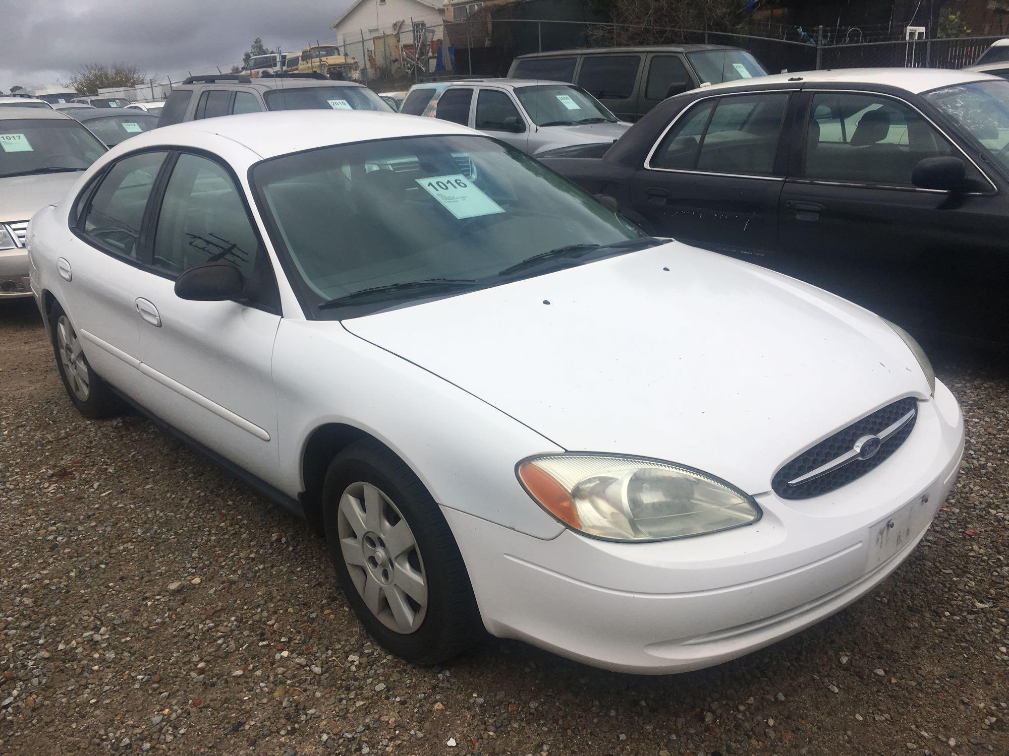 2002 FORD TAURUS LX