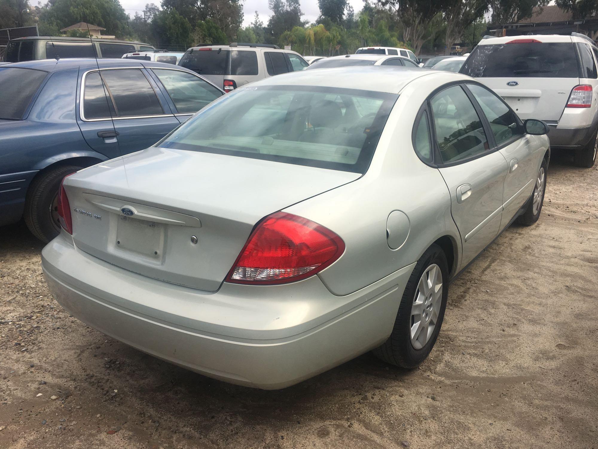 2007 FORD TAURUS SE