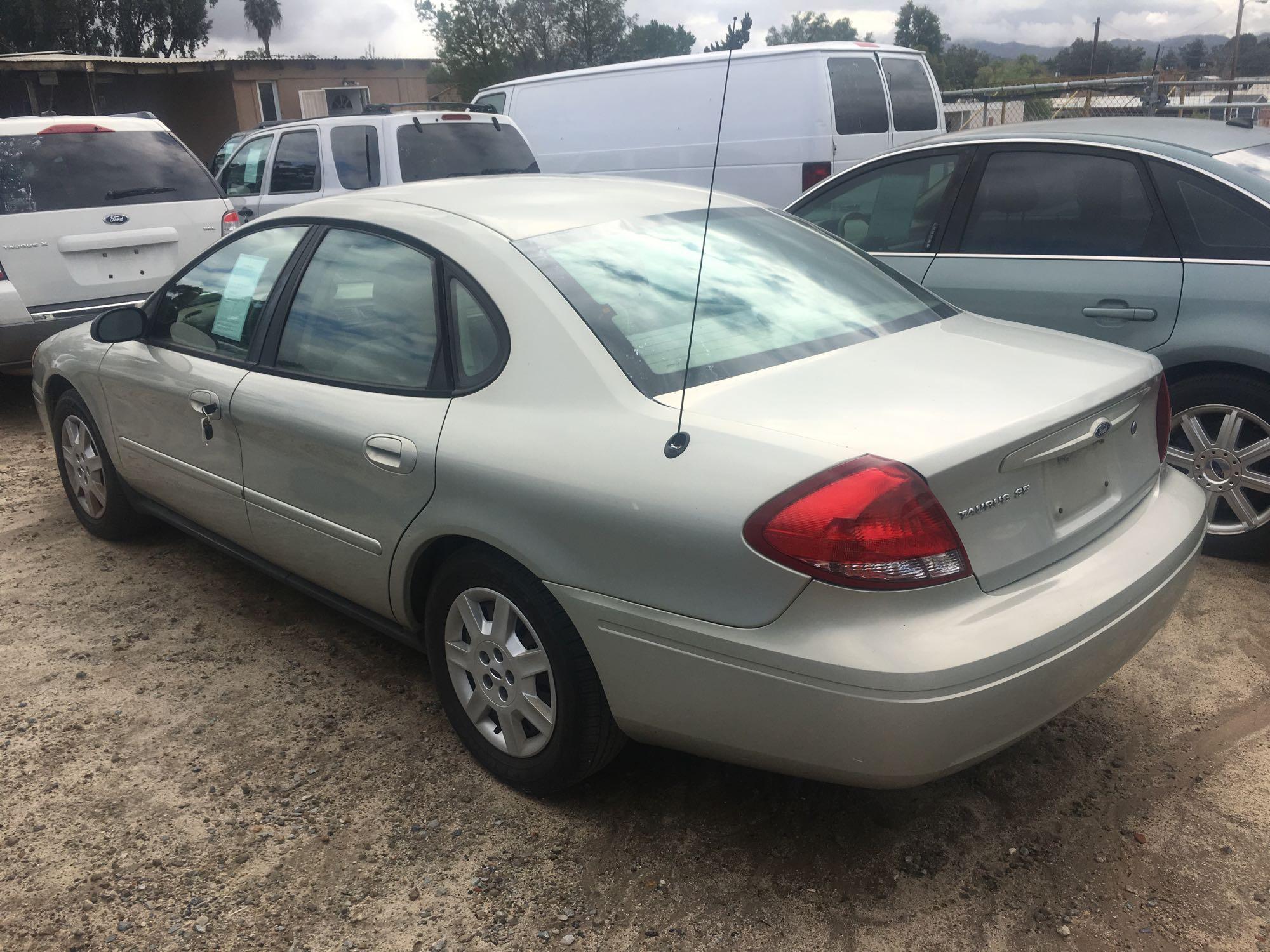 2007 FORD TAURUS SE