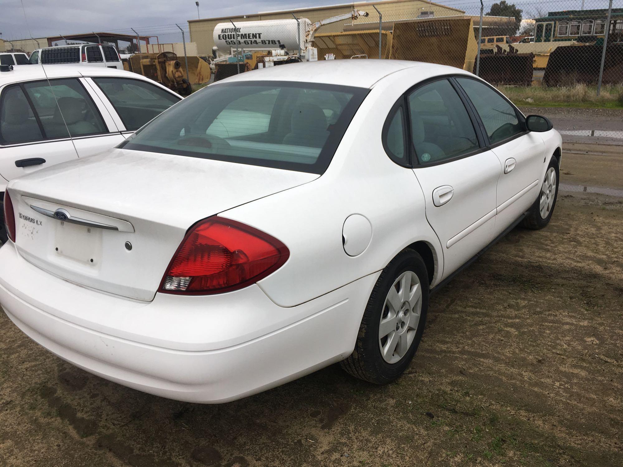 2001 FORD TAURUS LX