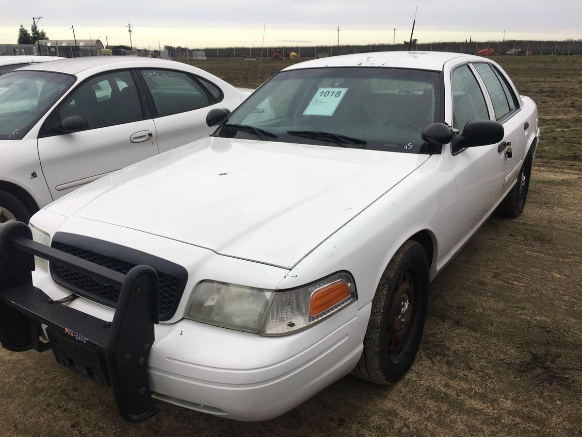 2006 FORD CROWN VIC