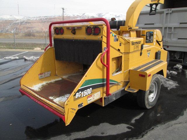 2011 VERMEER BC1500 CHIPPER