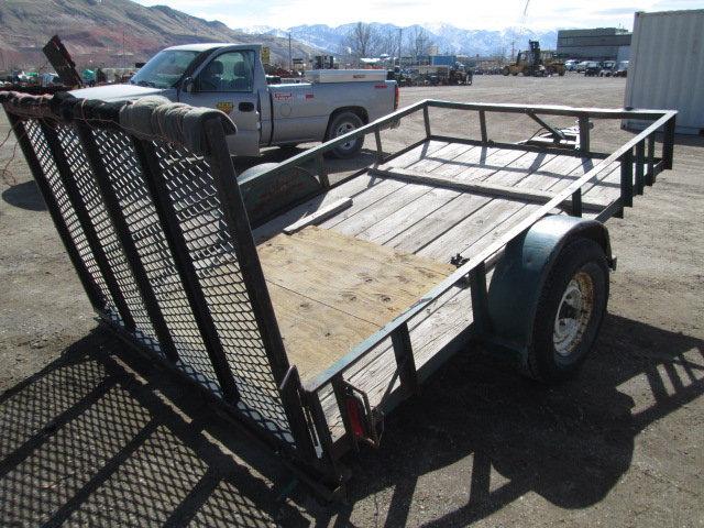 SINGLE AXLE 10' TRAILER