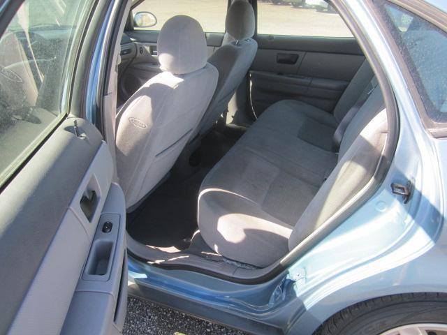 2006 FORD TAURUS