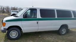 2004 FORD E-350 VAN