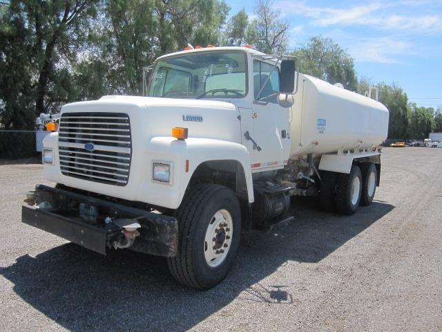 1995 FORD L8000 WATER TRUCK