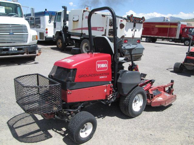 TORO 3280D MOWER