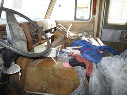 1984 WINNEBAGO MOTORHOME