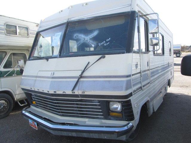 1984 WINNEBAGO MOTORHOME