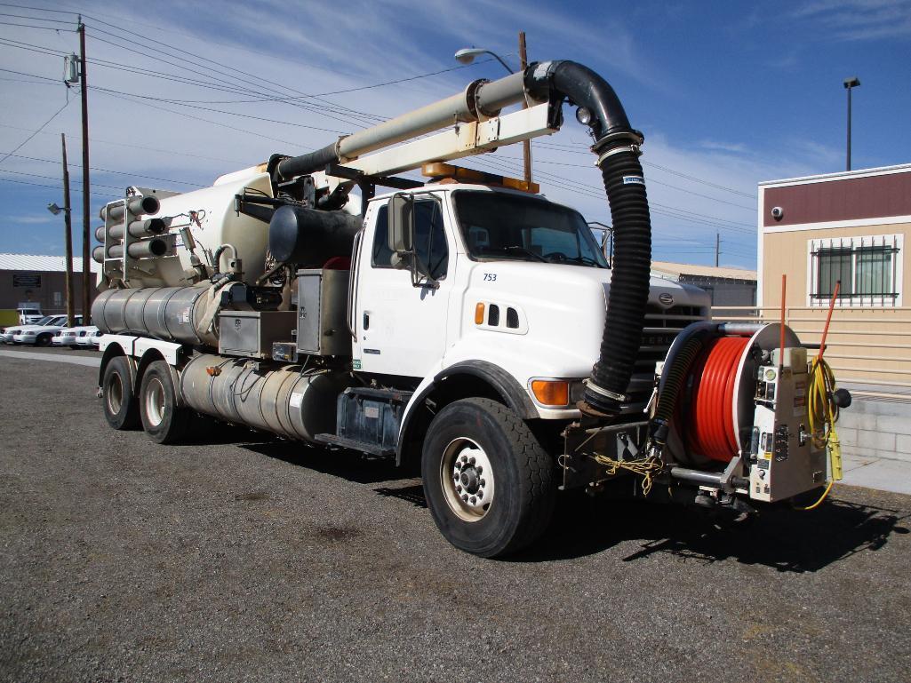 2002 STERLING/VACTOR 2100