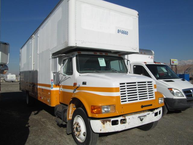 1997 INTL 4900 BOX TRUCK