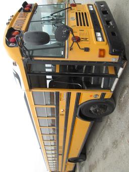 2001 BLUEBIRD 84 PASS BUS