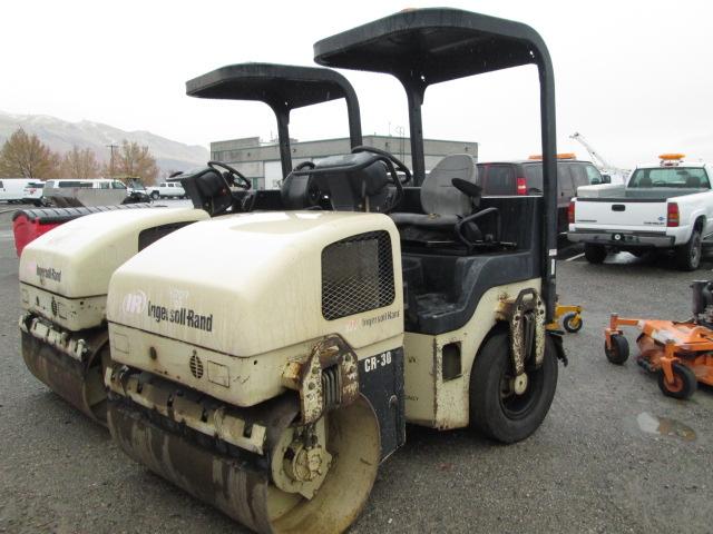 2002 INGERSOLL RAND CR30 ROLLER