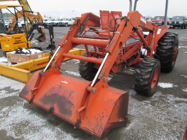 KUBOTA L4850 TRACTOR