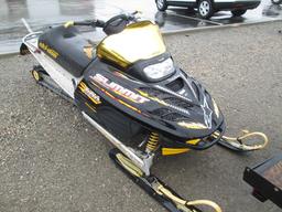 2001 BOMBARDIER SNOWMOBILE