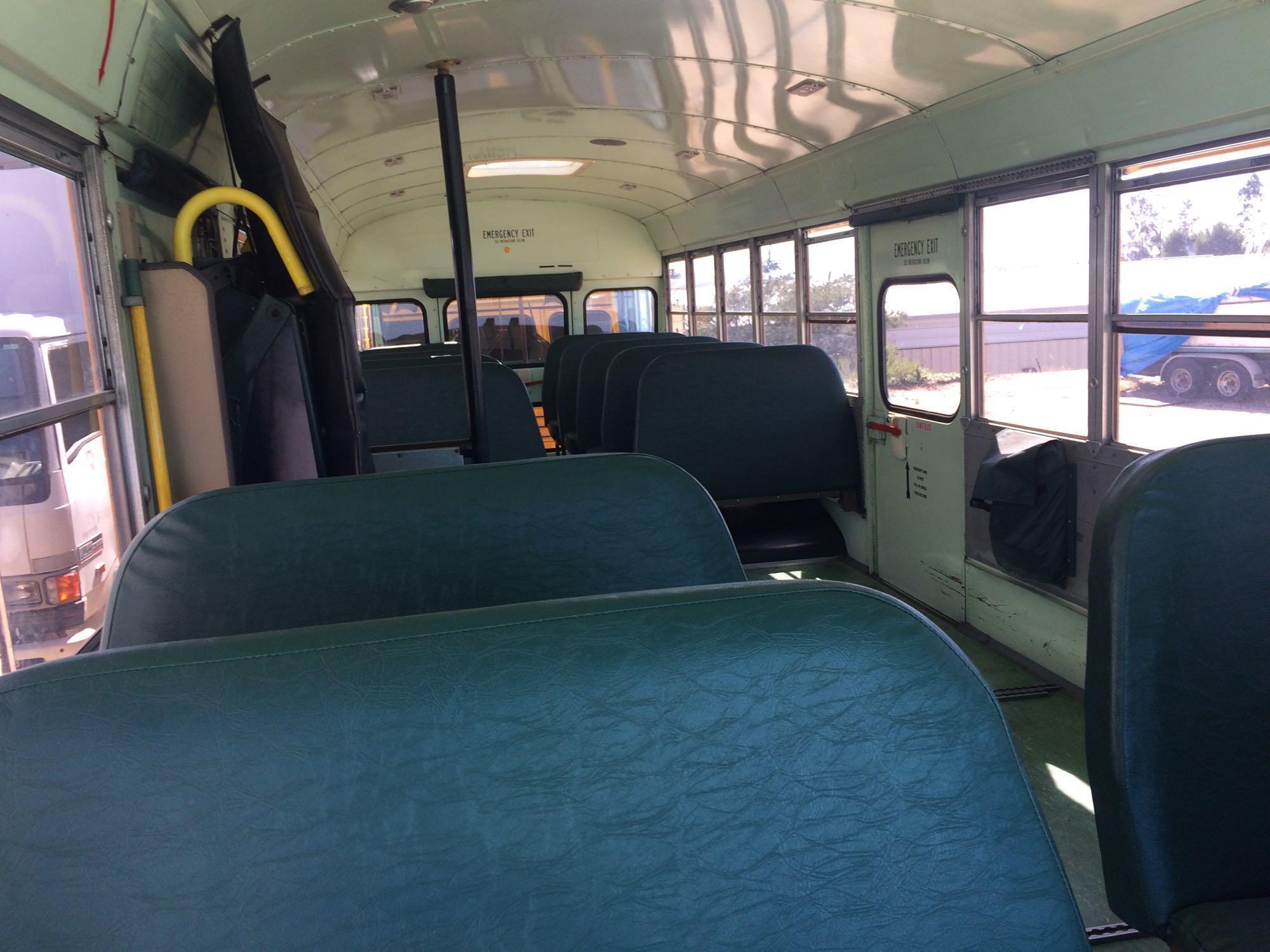 1995 BLUE BIRD SCHOOL BUS