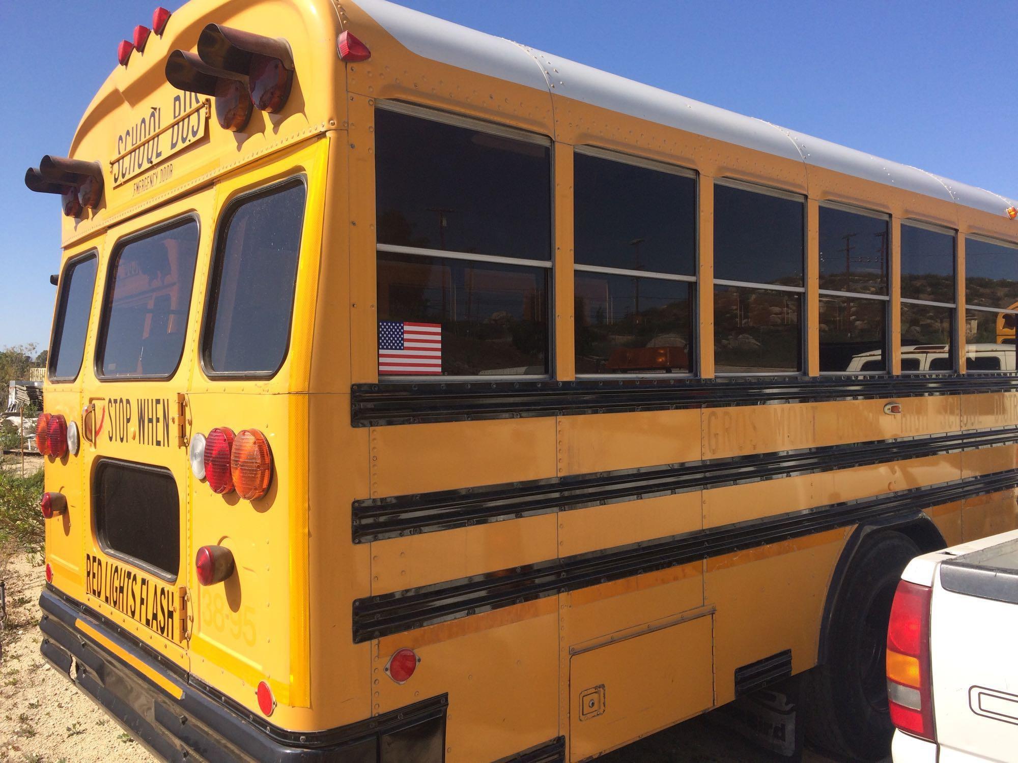 1995 BLUE BIRD SCHOOL BUS