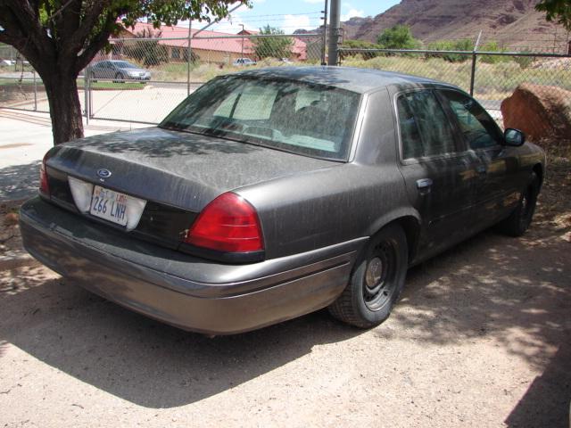 2002 FORD CROWN VIC