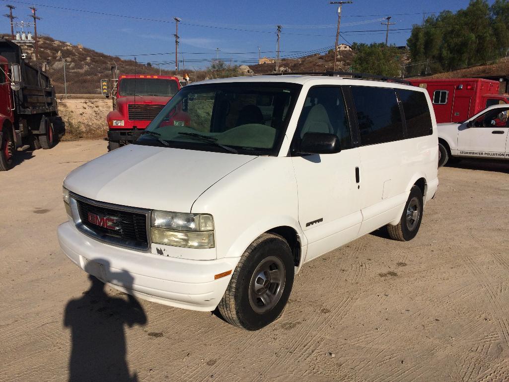 2001 GMC SAFARI SLE