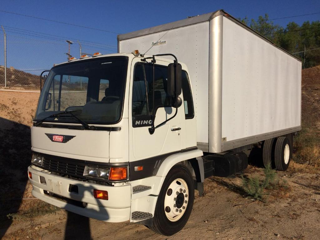 1994 HINO BOX TRUCK