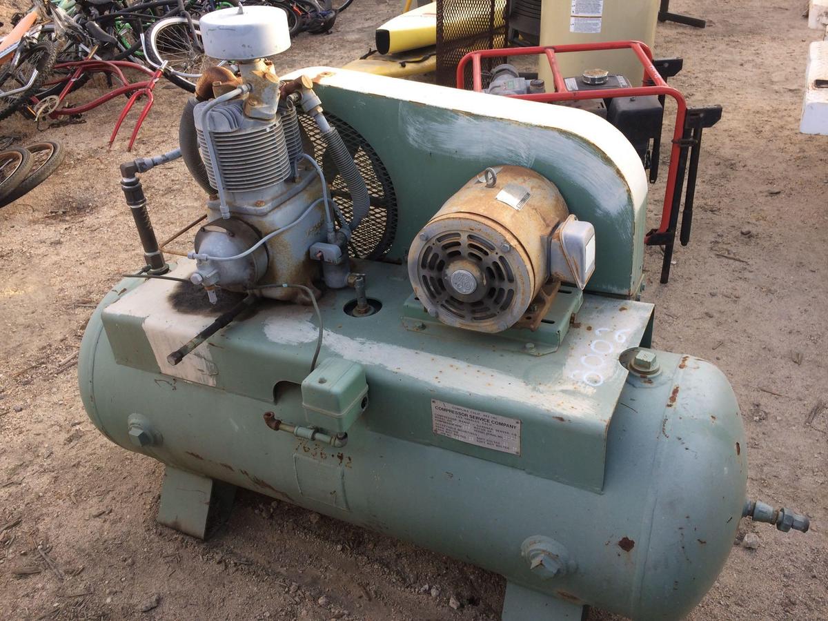 AIR COMPRESSOR