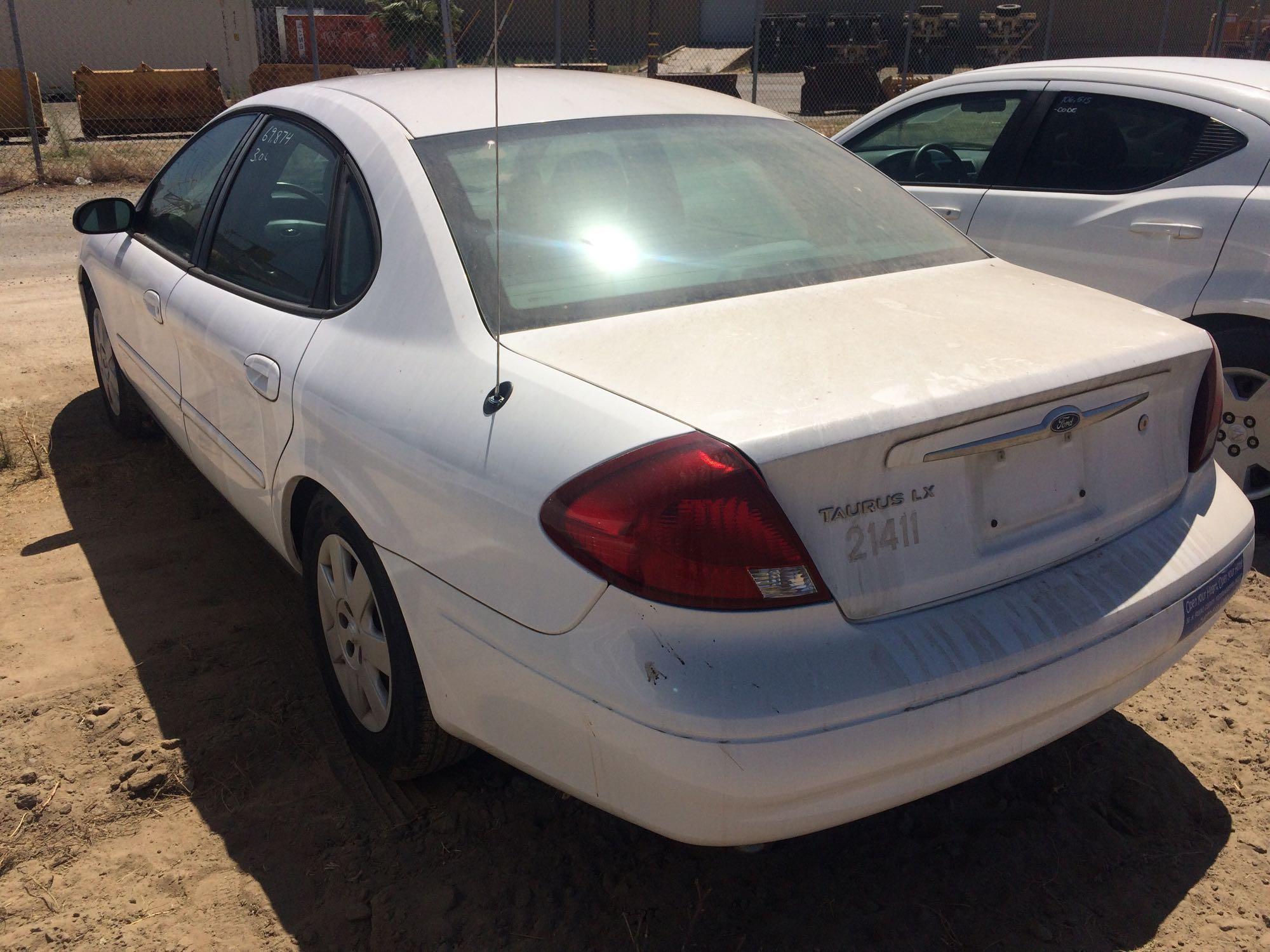 2002 FORD TAURUS LX