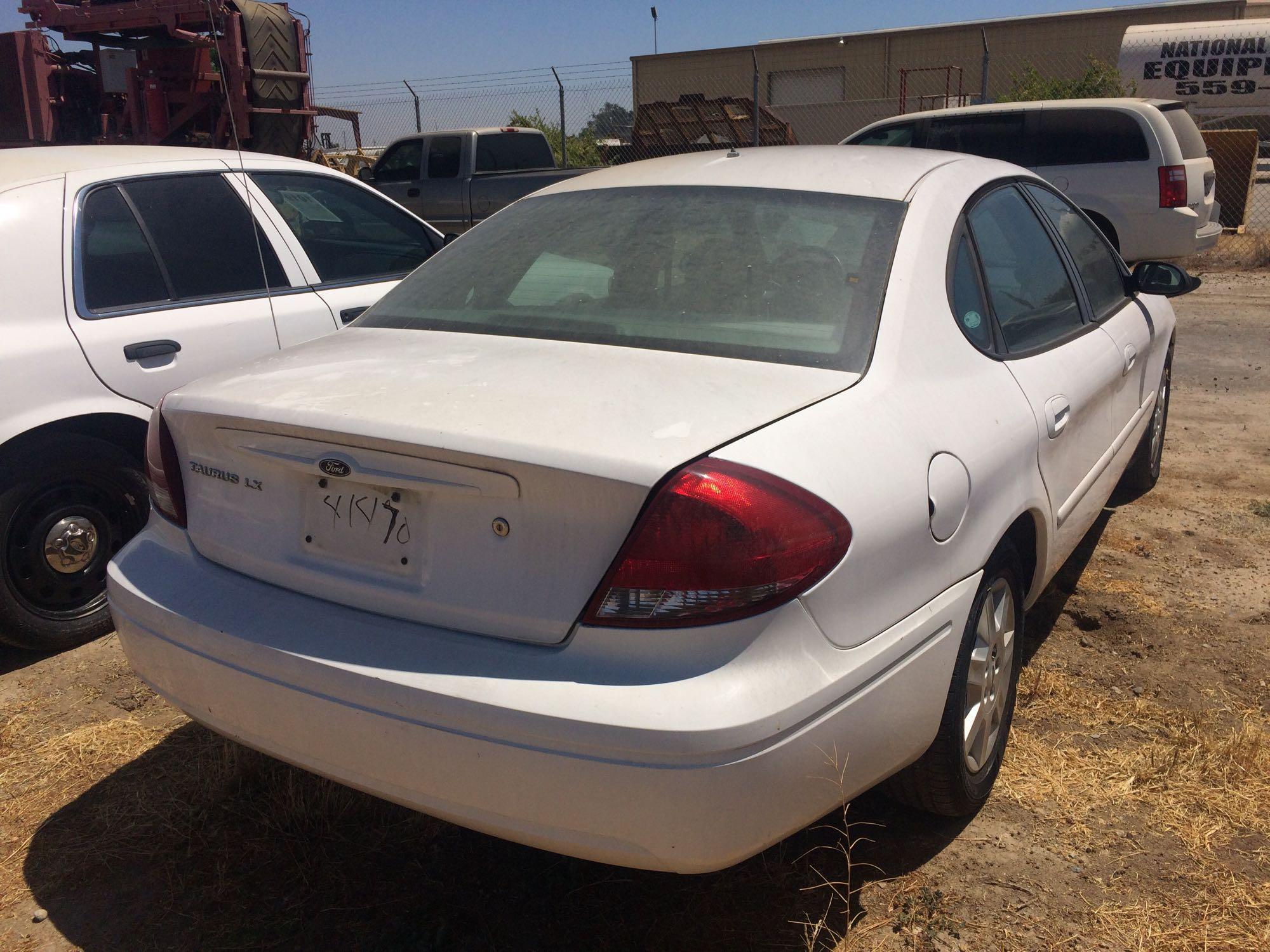 2004 FORD TAURUS LX