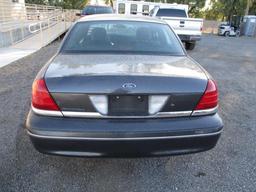 2004 FORD CROWN VIC