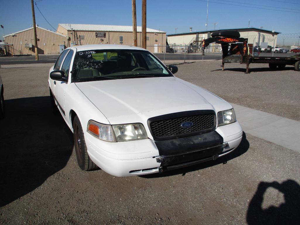 2011 FORD CROWN VIC