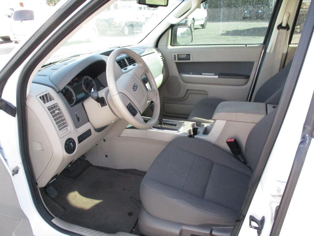 2009 FORD ESCAPE