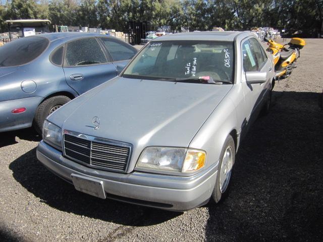 1996 MERCEDES C220