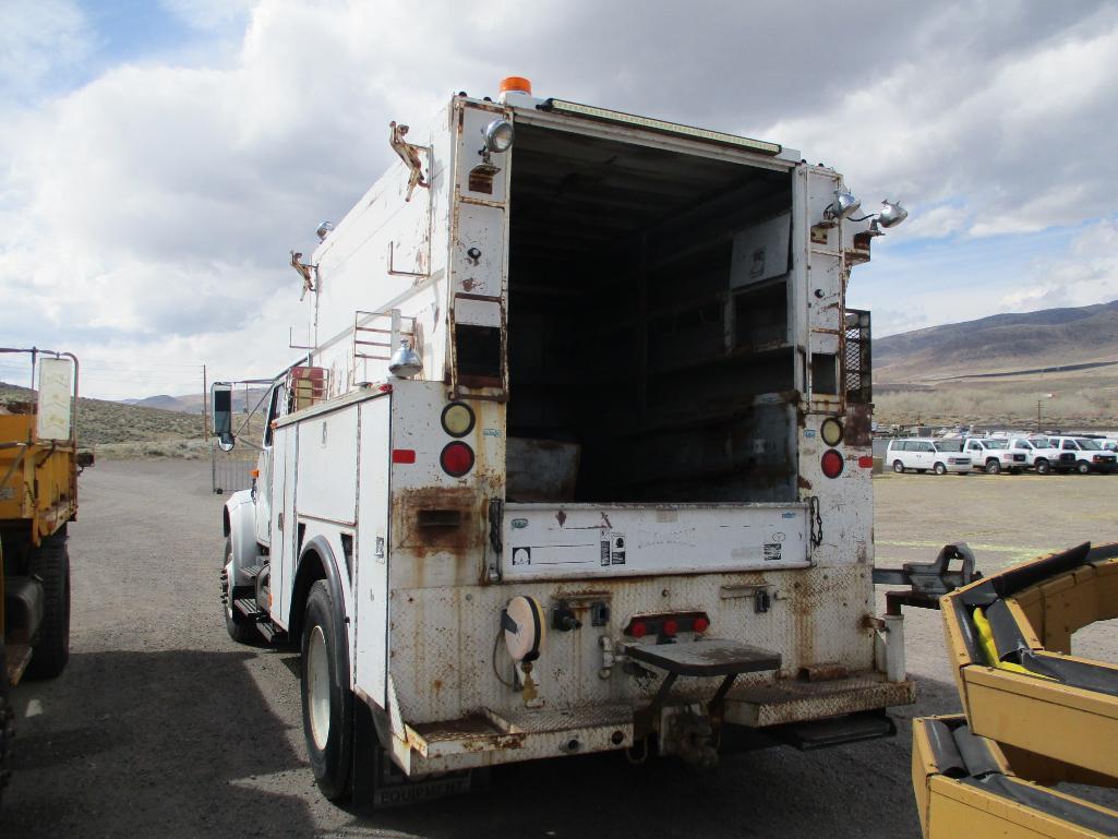 1992 INTL 4900 UTILITY