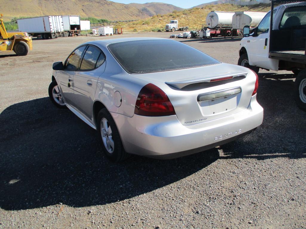 2006 PONTIAC GRAND PRIX