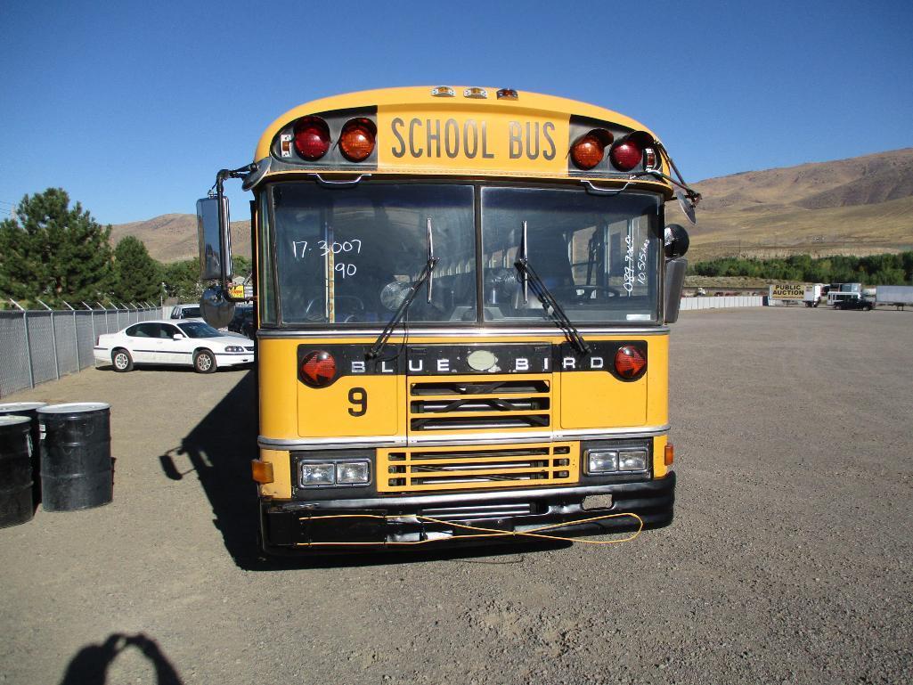 1990 BLUEBIRD ALL AMERICAN 84 PASS.