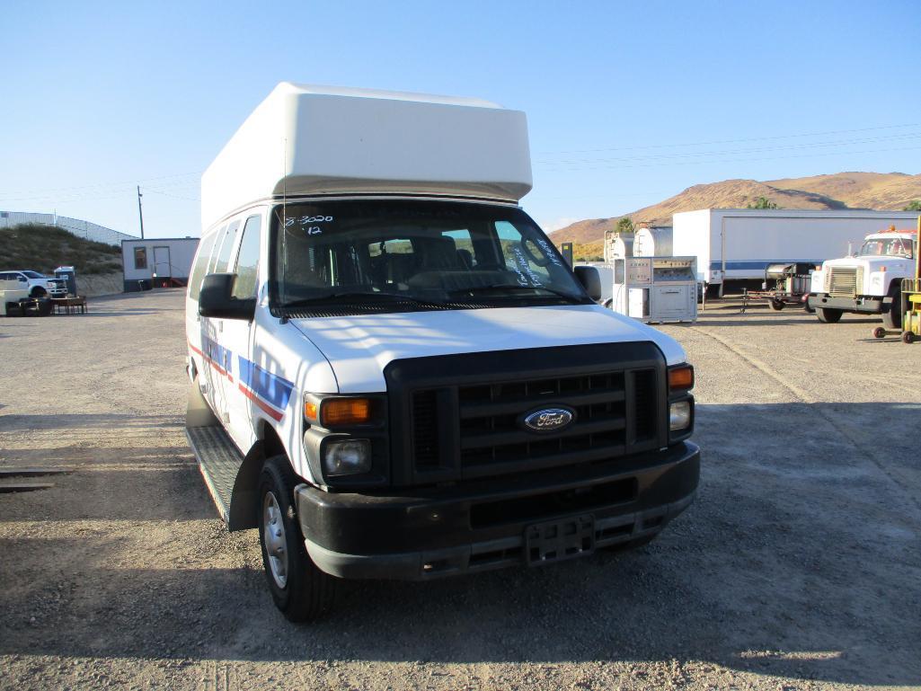 2012 FORD E-350 HIGH CUBE SHUTTLE