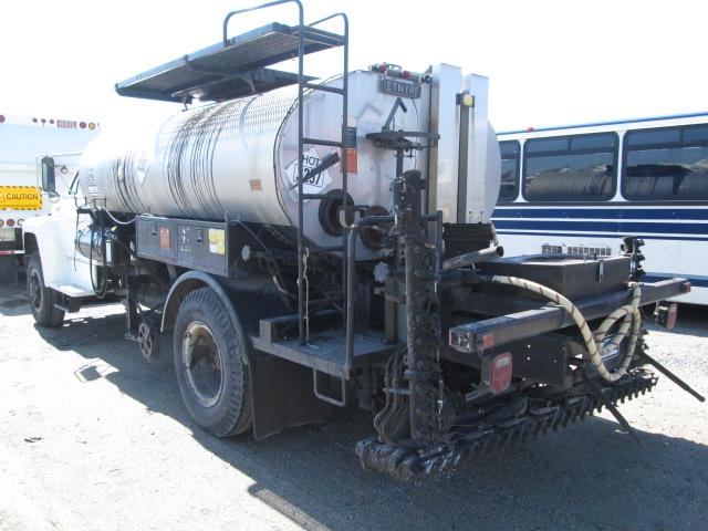 1989 FORD F800 HOT OIL TK