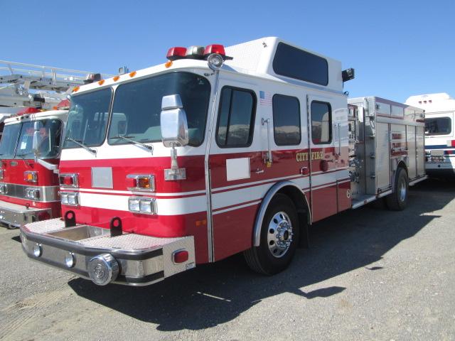 2000 EONE FIRE TRUCK